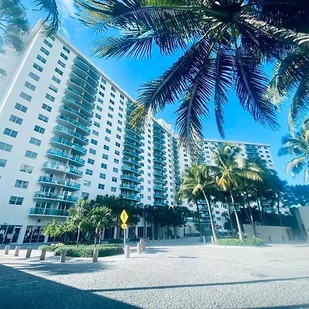 Ocean Reserve Piso 9 - Str 2412
